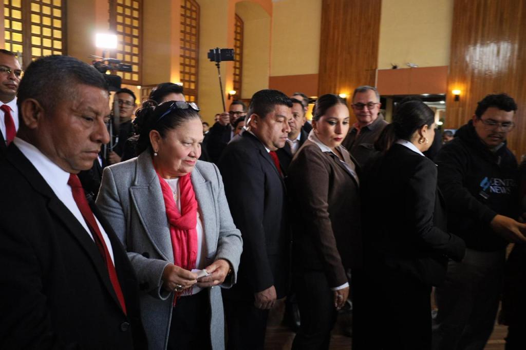 La fiscal general Consuelo Porras llegó a votar en la elección para magistrado titular y suplente de la Corte de Constitucionalidad (CC).