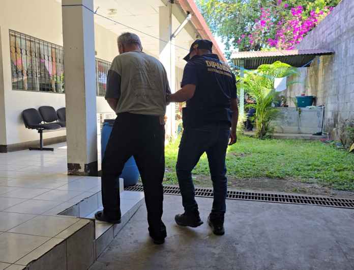 Recapturan a “El Abuelo”, presunto extorsionista del Barrio 18 en Escuintla. Foto La Hora: PNC.