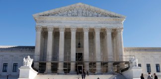 La Comisión Europea solicitó a Estados Unidos que reduzca los aranceles después de que el Tribunal Supremo declarara ilegales los gravámenes impuestos por Trump al resto del mundo.