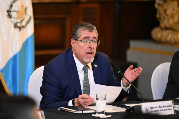 Arévalo llama a reforzar esfuerzos de prevención de riesgos tras resultados de simulacro nacional.