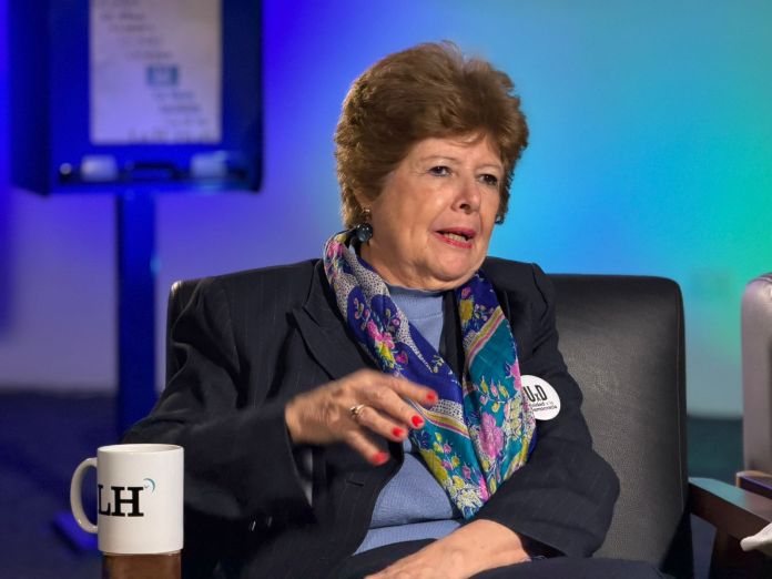 Astrid Lemus Astrid Lemus busca convertirse en magistrada titular de la CC, designada por el CANG.