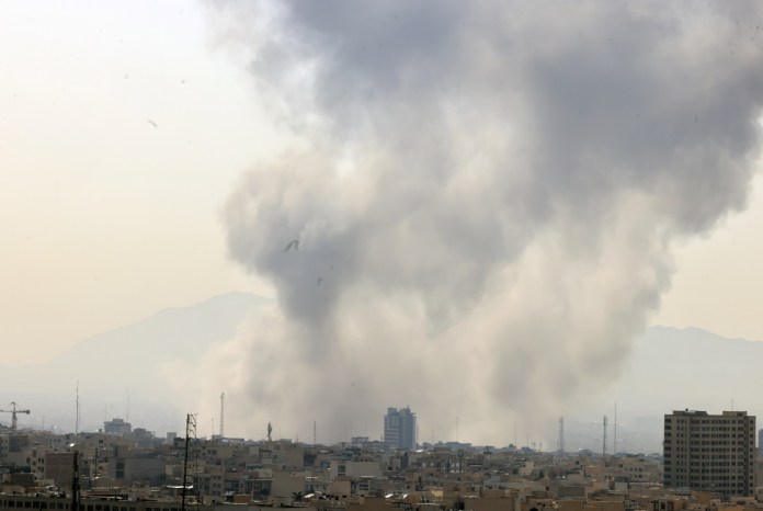 Israel lanza un ataque contra Irán Estados Unidos e Israel atacaron Irán