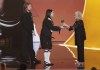 Billie Eilish ganó este domingo el Grammy a mejor canción del año por 'WILDFLOWER'