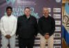 De izquierda a derecha: Ronaldo Cotom, tenista guatemalteco; Jean Paul Suger, Vicerrector Administrativo de Universidad Galileo; Jorge Tejeda, representante de RACKETS&GOLF. Foto: Cortesía Universidad Galileo.