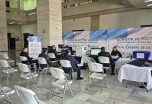 A un día de finalizar la recepción de expedientes, la comisión de postulación para elegir candidatos a dirigir el MP recibe más expedientes. Foto La Hora: Sergio Osegueda