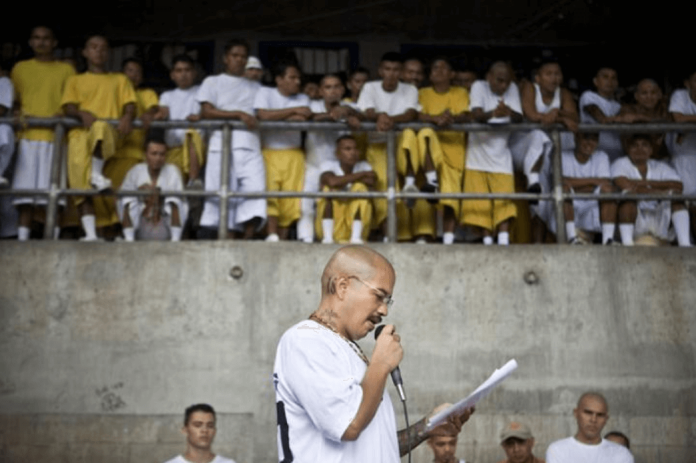 interior del penal de Izalco