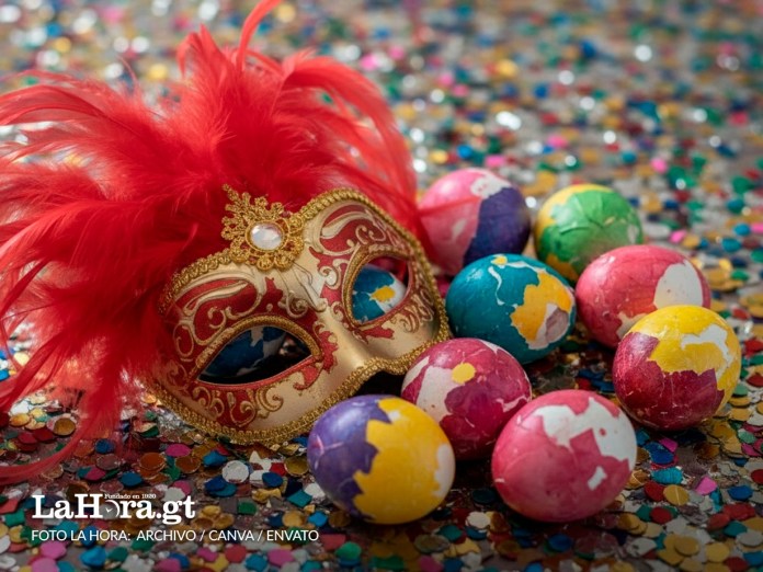 El Carnaval es una festividad que se celebra en los días previos al inicio de la Cuaresma.