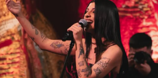 La cantautora argentina Cazzu, en concierto. Foto: Cazzu/ Instagram