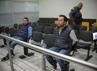 La audiencia de primera declaración contra Luis Pacheco y Héctor Chaclán fue suspendida. Foto La Hora: José Orozco.