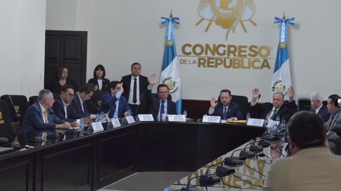 La Postuladora del TSE, presidida por Walter Mazariegos, definió la nómina de 20 candidatos que enviará al Congreso. Foto La Hora: José Orozco