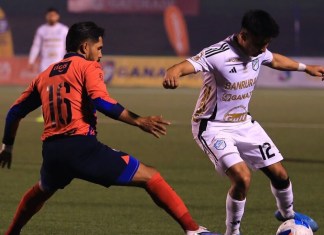 Municipal recibe a Comunicaciones en el Estadio Manuel Felipe Carrera, más conocido como El Trébol, en el Clásico 337.