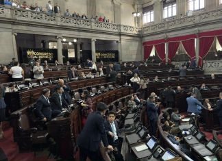 El Comité Coordinador de Asociaciones Agrícolas, Comerciales, Industriales y Financieras (CACIF) pide al Congreso elegir magistrados idóneos para el TSE. Foto La Hora: José Orozco