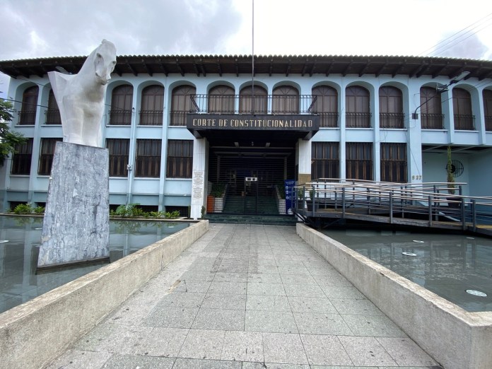 CC envía a Salas dos amparos sobre el voto en el CANG; OJ se encargará de distribuir expedientes