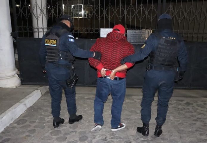 El guatemalteco Inmer Misael Barrios Osorio, de 39 años, fue capturado por supuestos delitos sexuales.