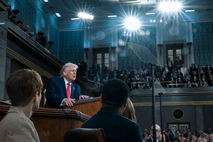 Donald Trump Congreso Donald Trump realizó un discurso sobre el Estado de la Unión de 107 minutos, el de más duración ante una sesión conjunta del Congreso en la historia del país.