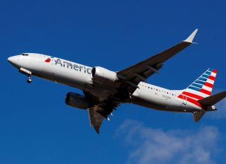 El sobrevuelo de drones supuestamente operados por un cártel del narcotráfico provocó la suspensión temporal de vuelos en El Paso, Texas.