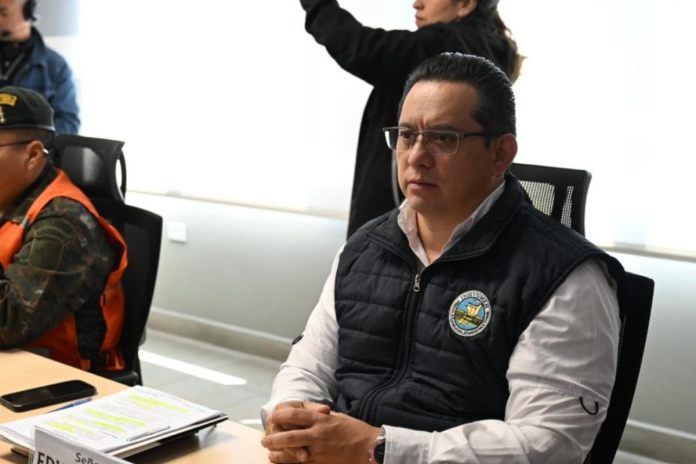 Edwin Rojas (1) Edwin Rojas reaparece como director del Insivumeh tras fin de contrato de exdirector reinstalado por resolución judicial.