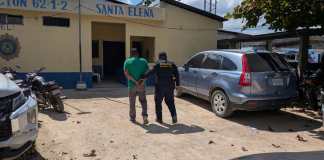 PNC detiene a exfuncionario requerido por supuesta malversación de Q7 millones. Foto La Hora: PNC.