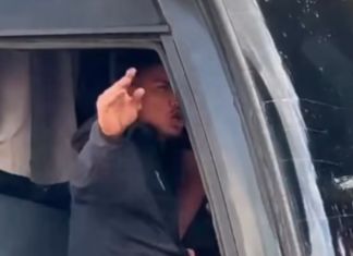 El jugador tuvo una mala jornada el domingo tras la derrota del equipo blanco ante Aurora. Foto La Hora: captura de pantalla/Chapin Soccergt