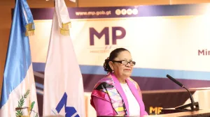 Consuelo Porras estaría involucrada en adopciones ilegales de 80 menores desaparecidos forzadamente, según ONU