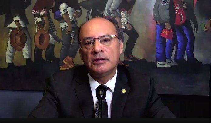 Roberto Morales Gómez, magistrado de la Sala Sexta Administrativa, busca integrar el Tribunal Supremo Electoral (TSE).