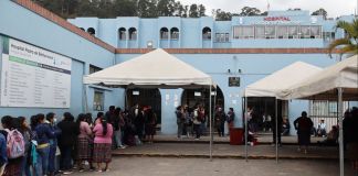 Dos menores se encuentran bajo observación médica luego de presentar problemas respiratorios junto a 27 más, quienes ya fueron dados de alta. Foto La Hora: Pedro de Bethancourt