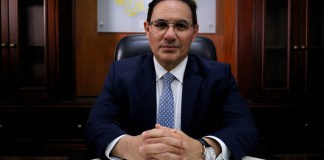 El ministro de Gobernación, Marco Antonio Villeda, durante una entrevista con La Hora. Foto La Hora: Daniel Ramírez