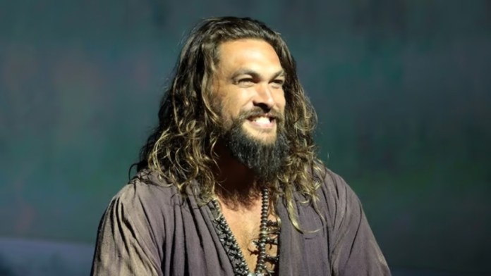 El actor estadounidense Jason Momoa se refirió recientemente a Guatemala durante su participación en el podcast de Theo Von “This Past Weekend”.