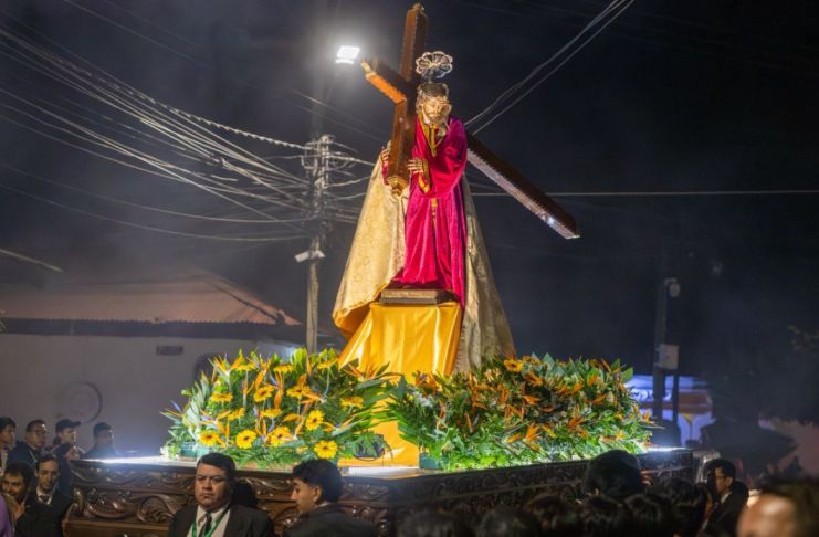 Las primeras procesiones y otras actividades religiosas han comenzado en La Antigua Guatemala antes de arrancar la Cuaresma y Semana Santa. Foto La Hora: municipalidad La Antigua