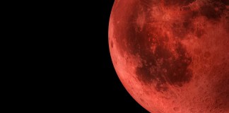 El cielo de Guatemala se teñirá de tonos rojizos con la llegada de un eclipse lunar total. Arte La Hora: Alejandro Ramírez.