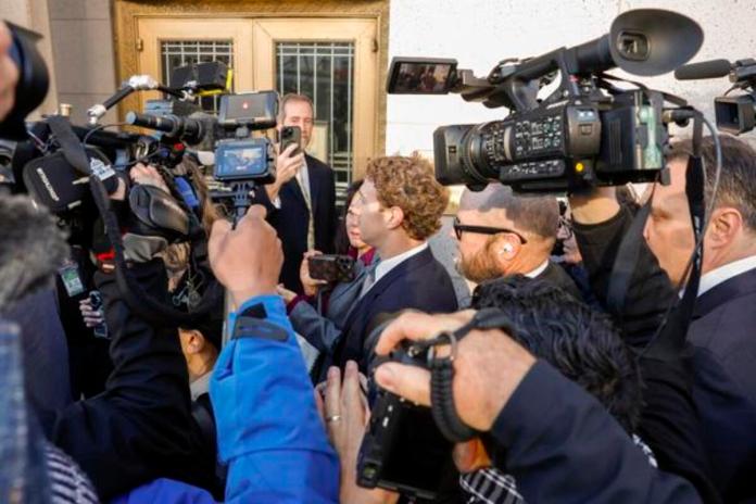 Zuckerberg defiende en juicio a Instagram y critíca a usuarios por mentir sobre edad Foto: La Hora/ EFE/EPA/CHRIS TORRES