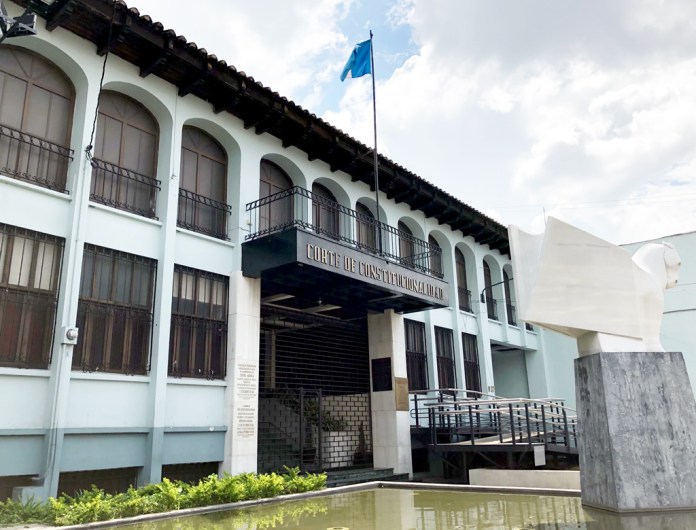 Ejecutivo culmina segundo día de recepción de expedientes. Foto La Hora: Archivo.