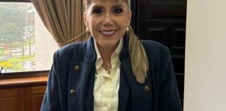 La magistrada Dina Ochoa presentó su papelería para ser reelecta en el cargo ante la CC por parte del Organismo Judicial. Foto La Hora: Daniel Ramírez