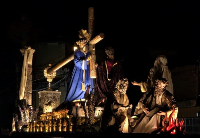 Procesión del Silencio con Jesús Nazareno de los Milagros. Foto La Hora: MuniGuate.
