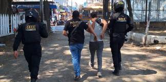 Capturan a presunto integrante de banda de secuestradores “Cántaros Sureños”. Foto La Hora: PNC.