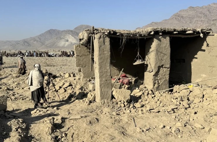 El Gobierno de Pakistán aseguró haber bombardeado Kabul, la capital afgana.