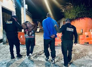 PNC captura a Jhon “N”, de 22 años, y a Abel “N”, de 37, de nacionalidad hondureña. Foto: PNC