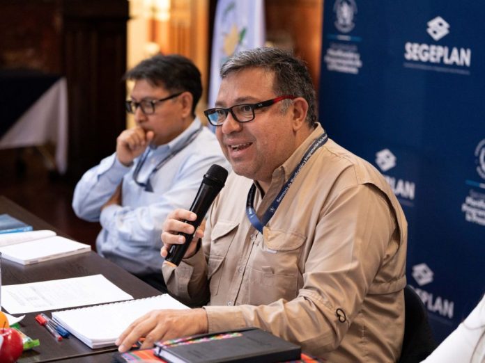 Gobierno realiza ampliación de Q136 millones adicionales a presupuesto de municipalidades tras nuevo cálculo matemático.