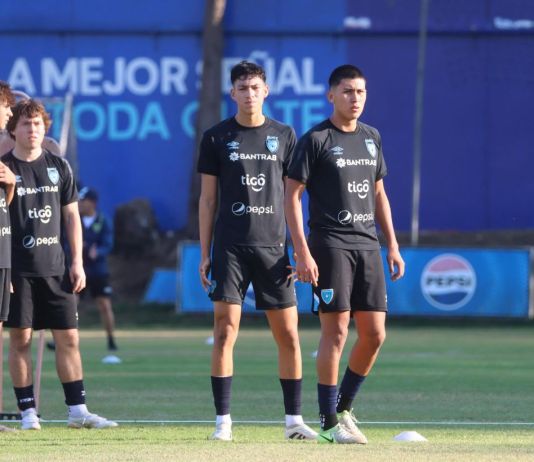 El grupo de jóvenes de la Selección Sub-20 de Guatemala suma su segundo día de entreno bajo la dirección de Sebastián Bini. Foto La Hora: Federación de Futbol de Guatemala