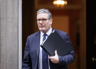 El primer ministro británico, Keir Starmer, agradeció este martes el apoyo mostrado por sus ministros para mantenerse en el cargo.