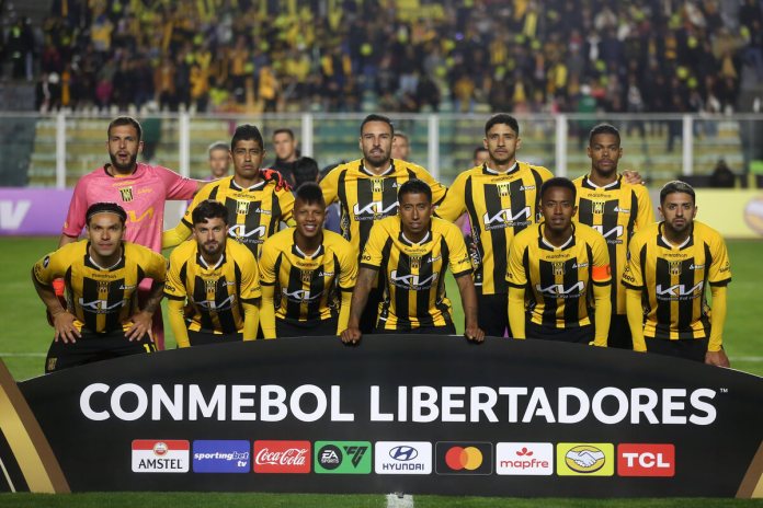 Darwin Lom no fue convocado por The Strongest debido a que aún no resuelve la rescisión de su contrato con Comunicaciones.