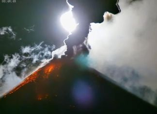 Volcán de Fuego y su actividad explosiva. Foto La Hora: AfarTV