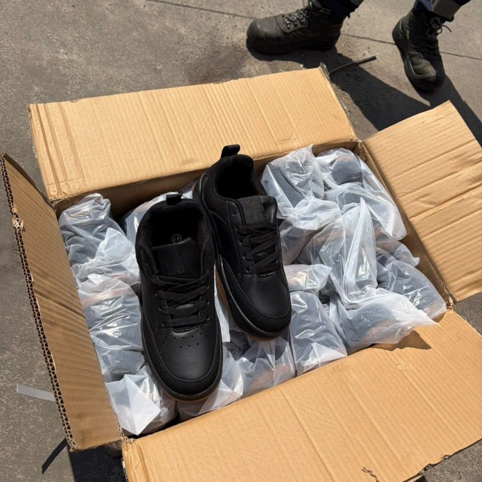 Investigan posible ingreso de calzado que simula marca registrada. Foto La Hora: MP.