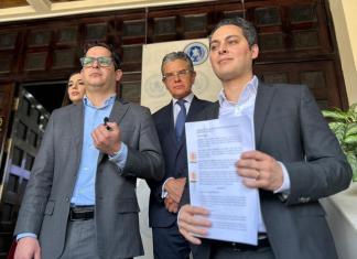 Abogados accionan contra postuladora de fiscal general