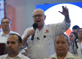 Abraham Rivera asumió la secretaría general del partido Victoria, en la asamblea nacional celebrada este domingo.
