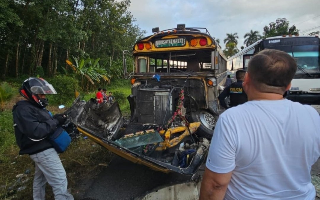 El pasado 12 de enero, un bus extraurbano se accidentó en el kilómetro 135 de la ruta al Pacífico. El piloto tenía la licencia vencida. 