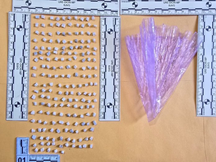 Incautan 185 piedras de crac durante allanamientos en Jalapa.