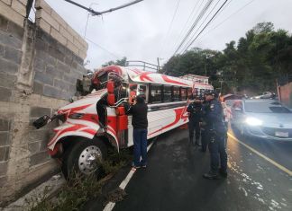 El exceso de velocidad y la pelea por pasajes son algunas de las causas que originan accidentes viales en el transporte extraurbano. Foto La Hora: Noticia Vg Noticia Vg