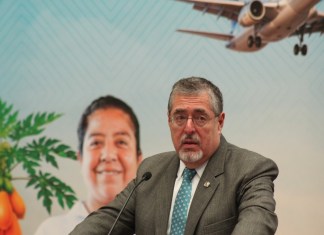 Gobierno no contempla compartir discusión para la designación de magistrados a la CC por Arévalo.