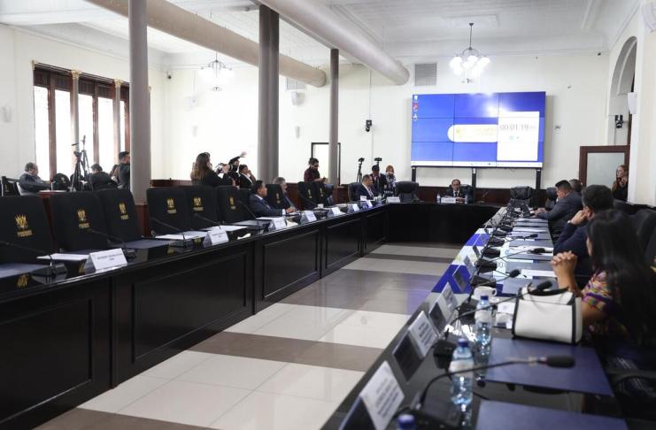 Pocos jefes de bloque se presentaron al segundo día de entrevistas a los candidatos a magistrados a la Corte de Constitucionalidad (CC). Foto: Congreso de la República